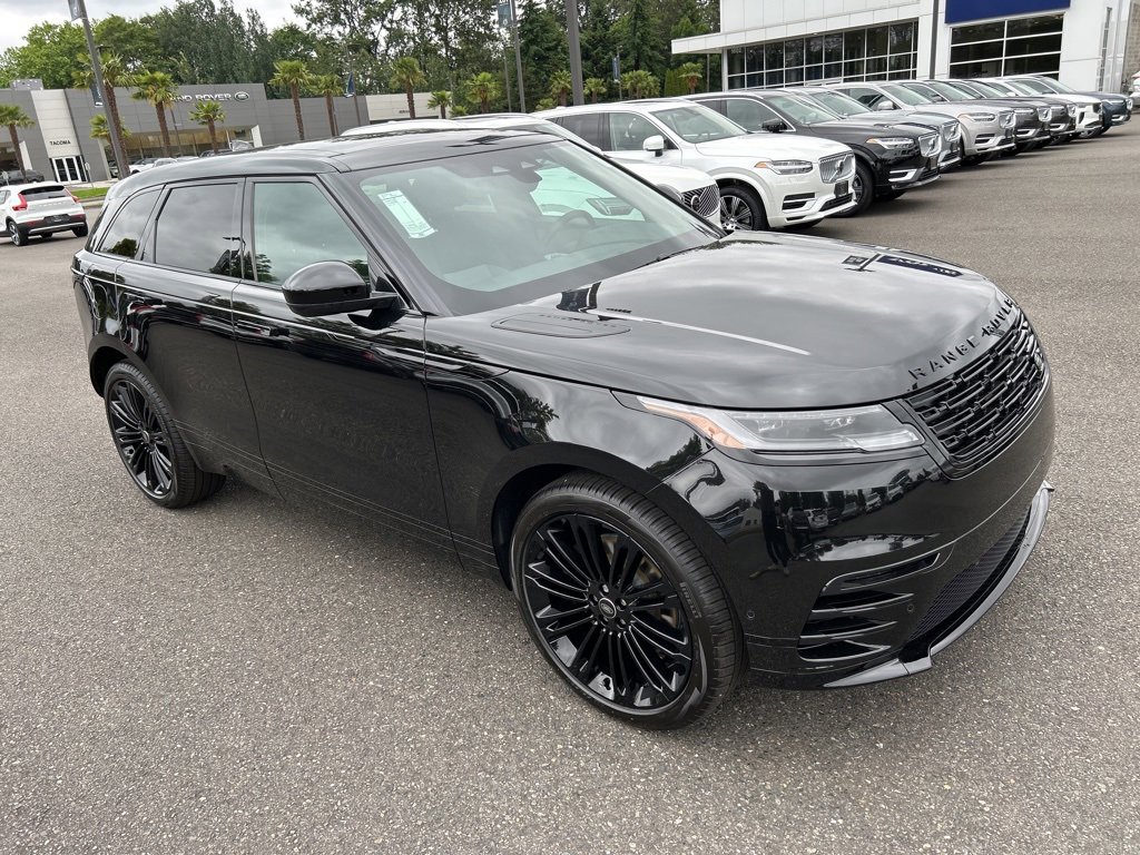 New 2026 Land Rover Range Rover Velar Dynamic SE image 8