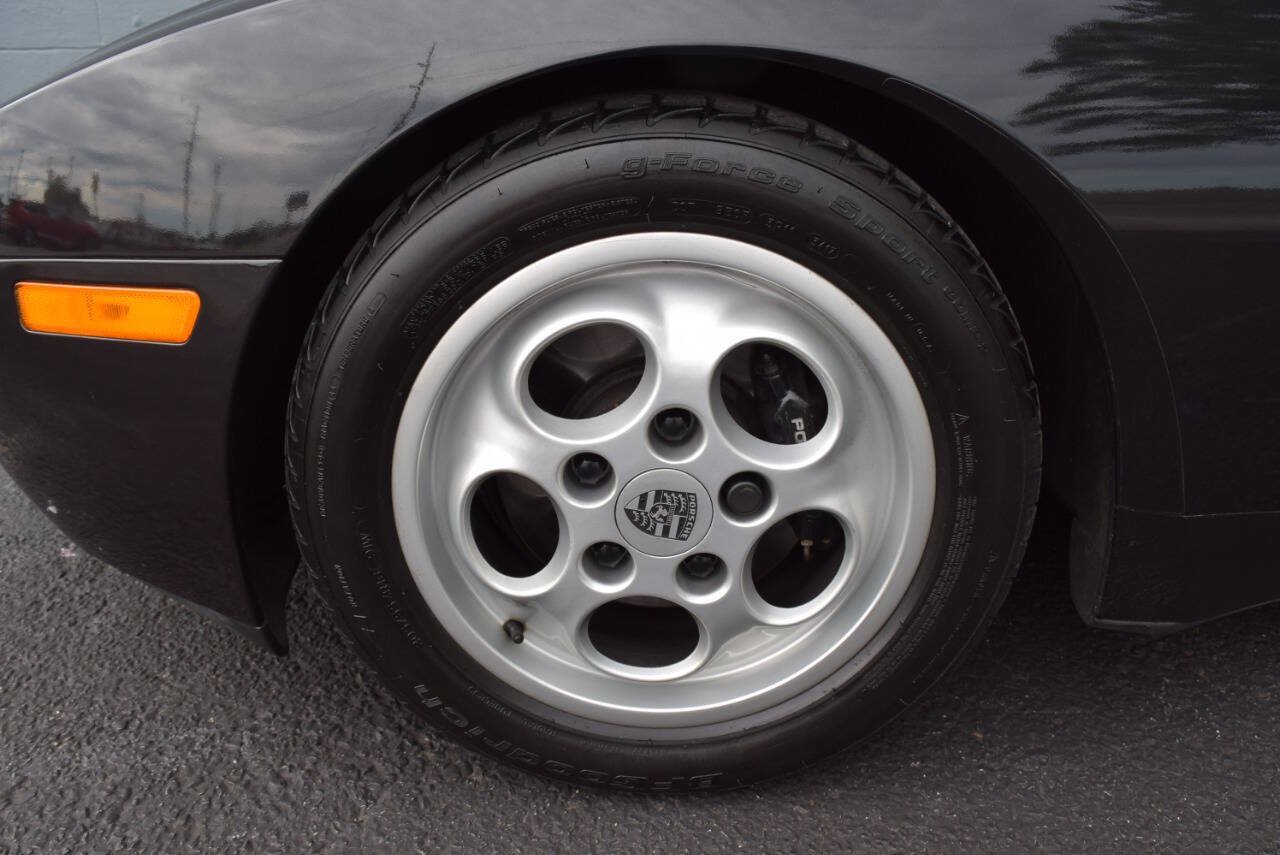 Used 1988 Porsche 944 Turbo Coupe RWD image 10