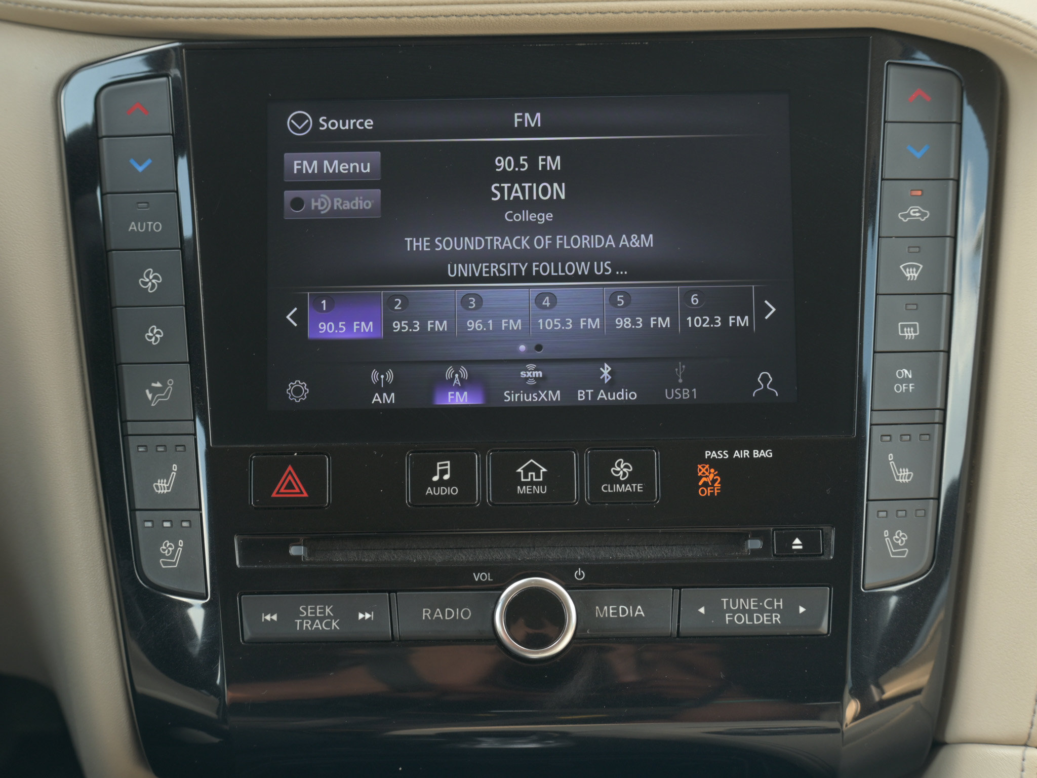 Used 2020 INFINITI QX50 Sensory w/ Proactive Package AWD/4WD image 15