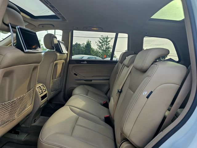 Used 2010 Mercedes-Benz GL 450 4MATIC image 23