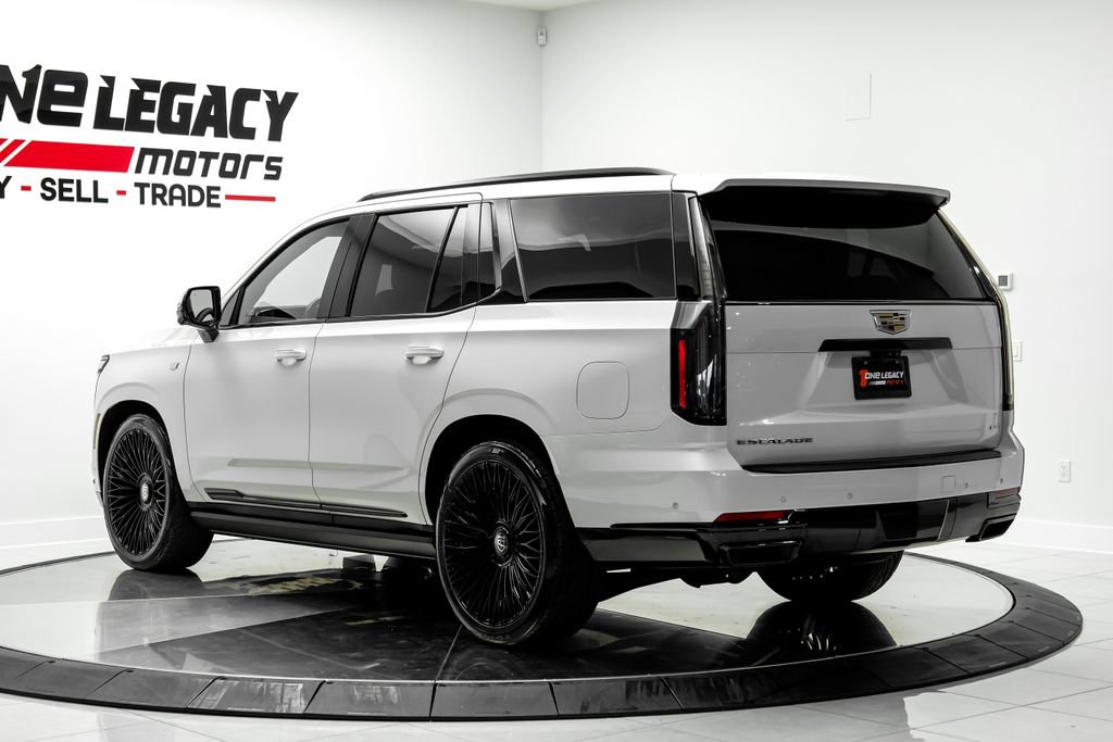 Used 2025 Cadillac Escalade Sport Platinum AWD/4WD image 12
