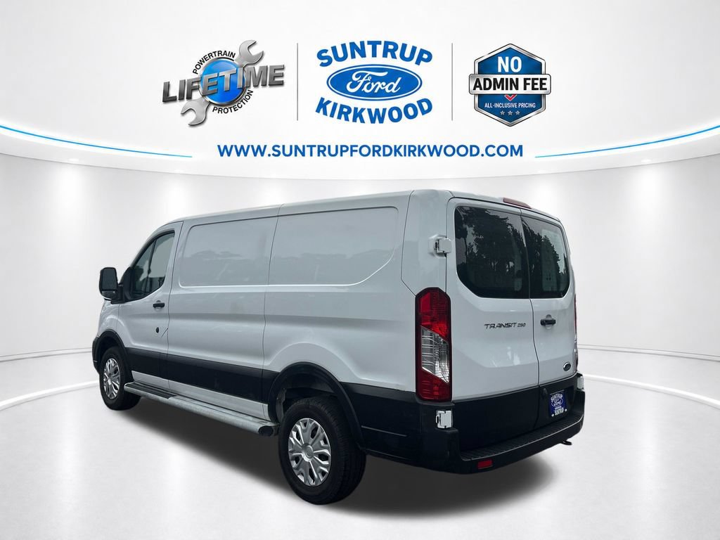 Used 2025 Ford Transit 250 Low Roof w/ Exterior Upgrade Package RWD image 3