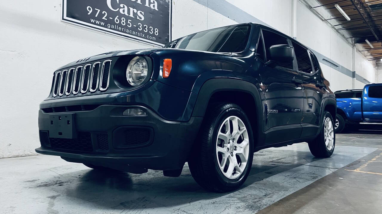 Used 2020 Jeep Renegade Sport w/ UConnect 7.0 Group FWD image 2