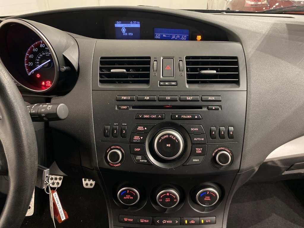 Used 2013 MAZDA MAZDA3 Touring image 13