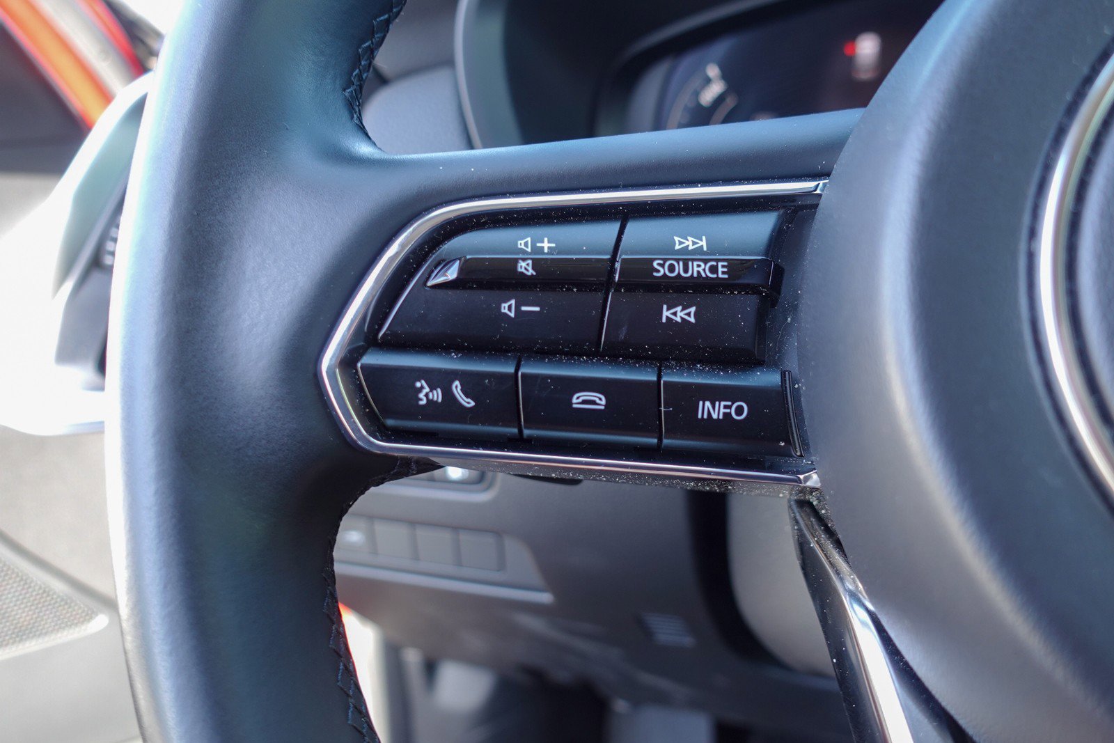 Used 2024 MAZDA CX-90 Plug-In Hybrid w/ Preferred image 15