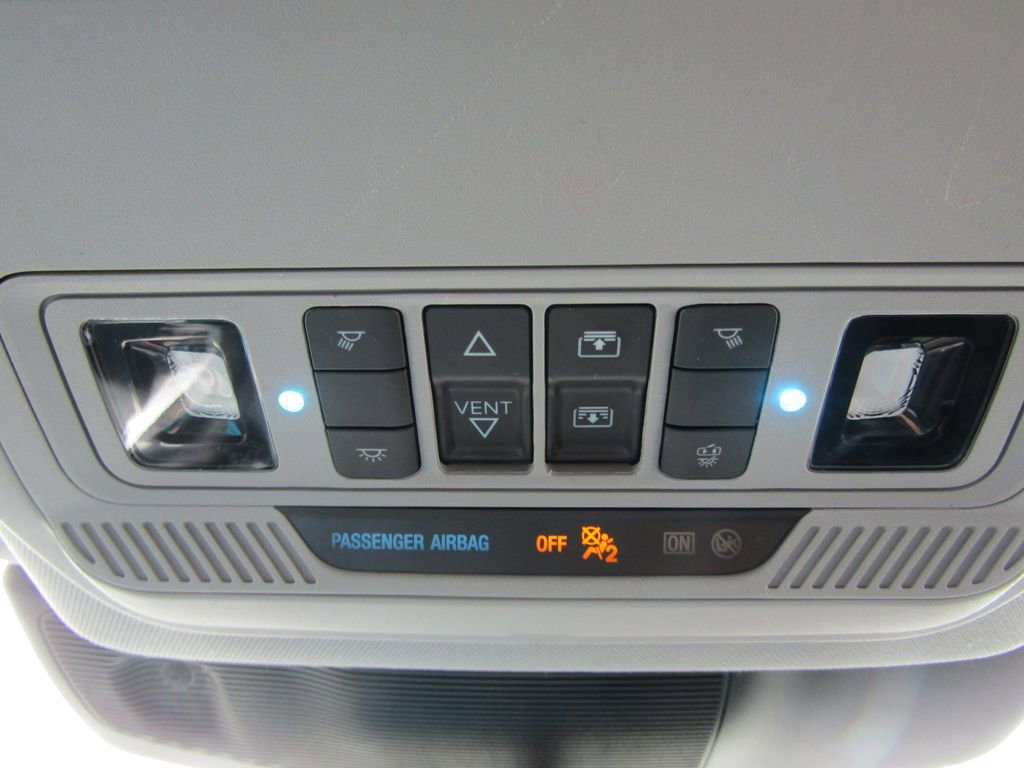 Used 2024 Ford Explorer XLT w/ Equipment Group 202A AWD/4WD image 34