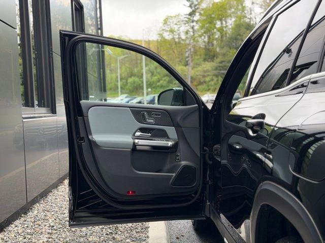 Used 2026 Mercedes-Benz GLB 250 4MATIC image 18