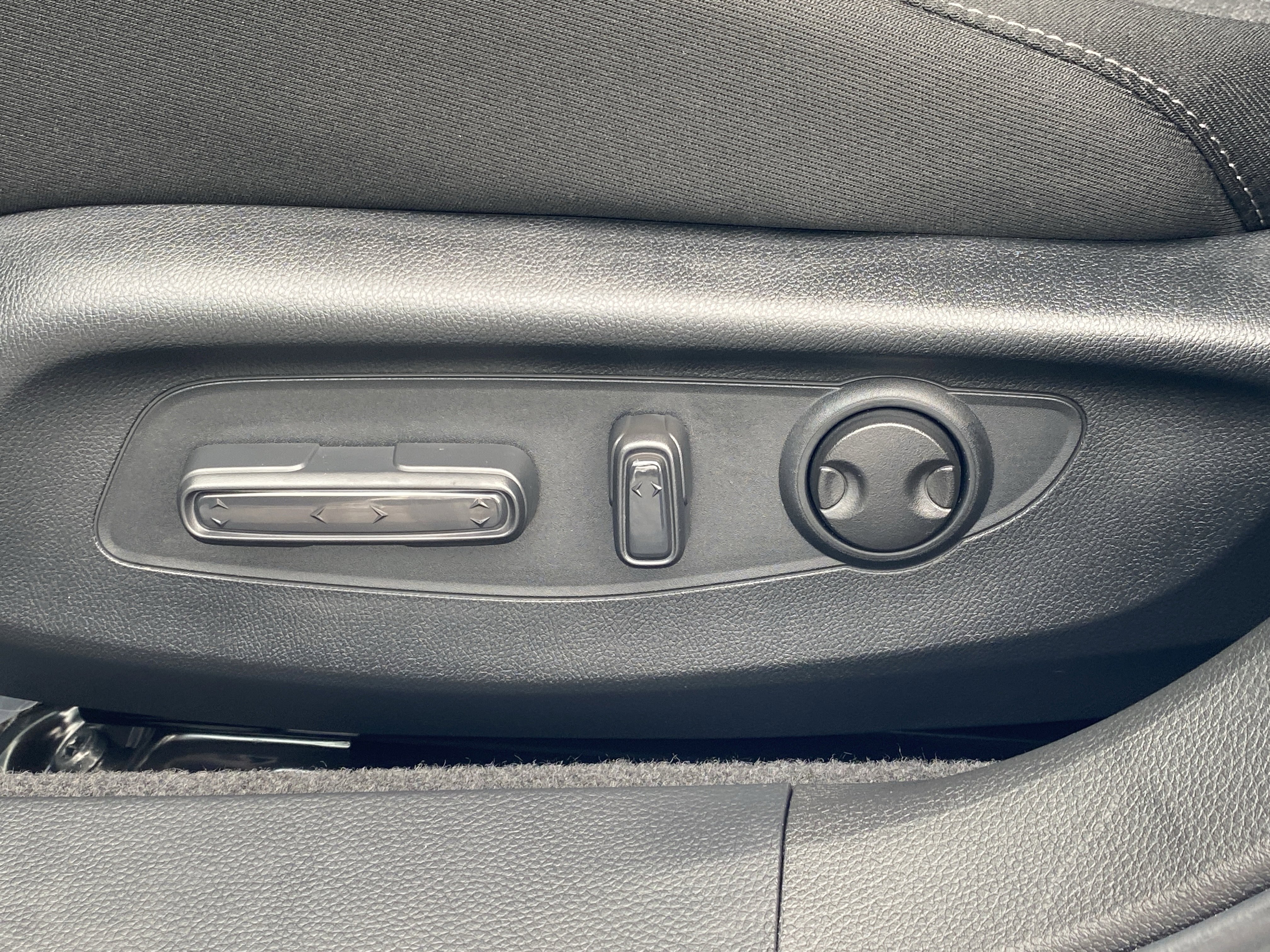 Used 2026 Honda Accord SE image 16