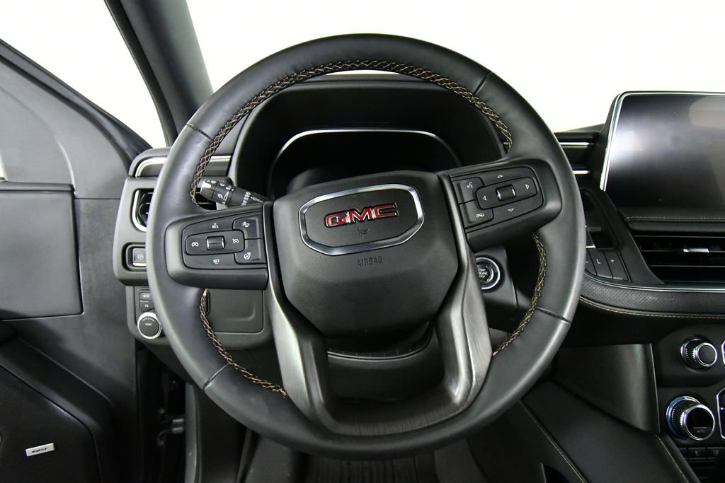 Used 2023 GMC Yukon AT4 w/ AT4 Premium Package image 2