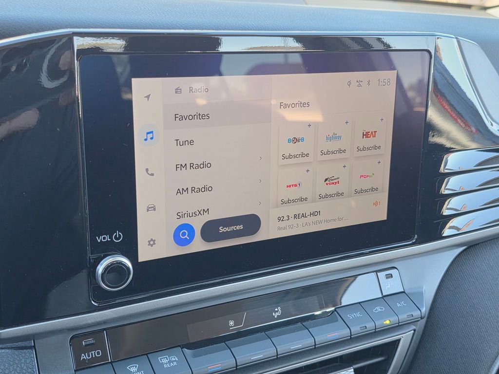 Used 2025 Toyota Camry LE image 25