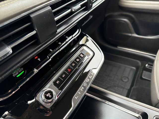 Used 2024 Lincoln Corsair AWD w/ Equipment Group 101A image 28