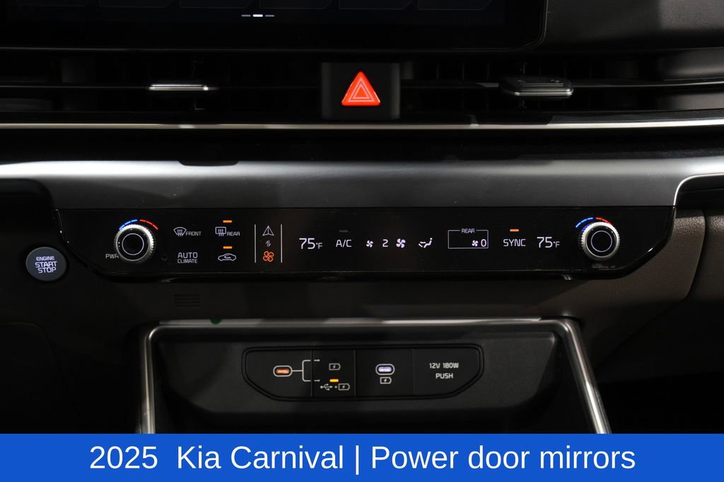 Used 2025 Kia Carnival FWD image 20
