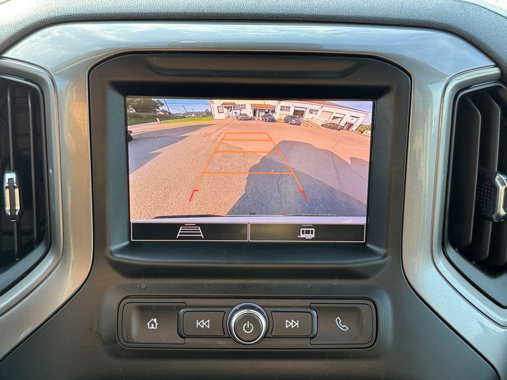 Used 2026 Chevrolet Silverado 1500 Custom AWD/4WD image 18