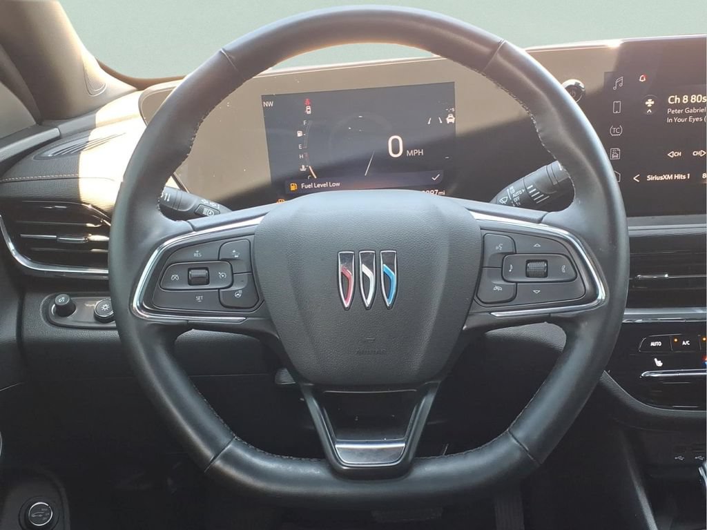 Used 2025 Buick Envista Avenir FWD image 21