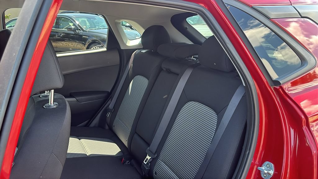 Used 2018 Hyundai Kona SEL FWD image 26