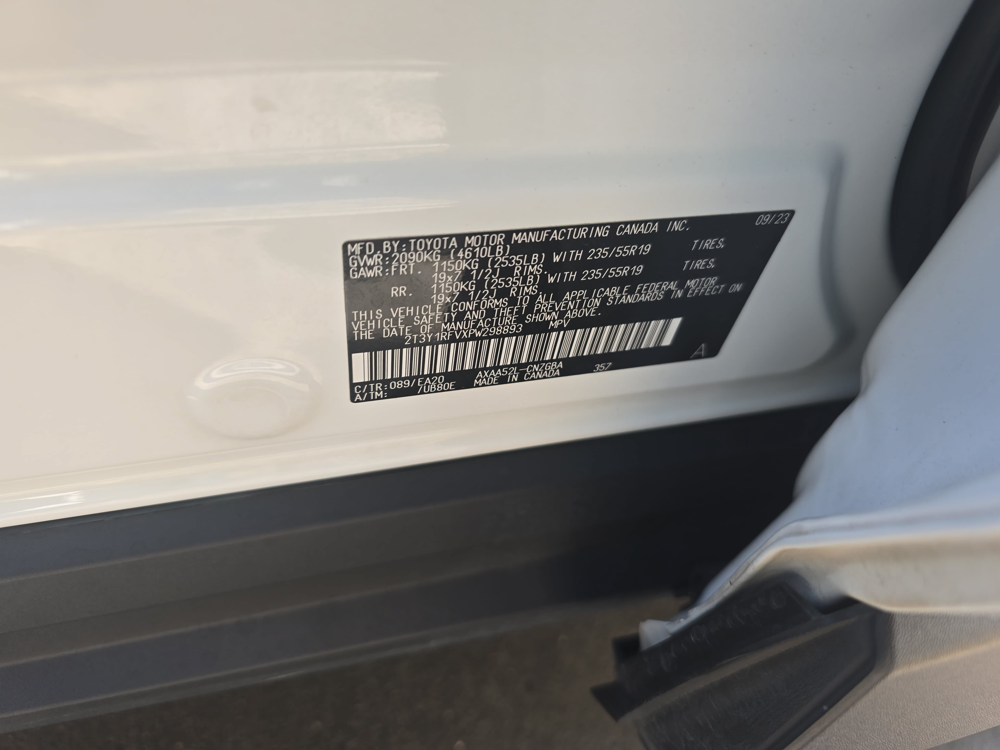 Used 2023 Toyota RAV4 Limited FWD image 36