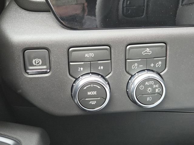 New 2026 GMC Sierra 1500 Elevation image 12