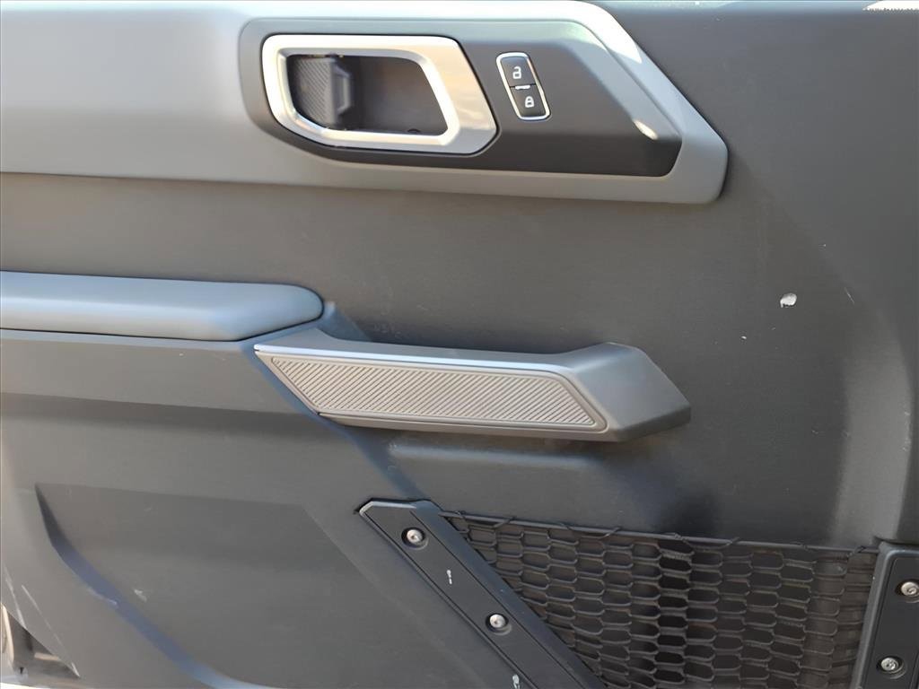 Used 2022 Ford Bronco Big Bend image 16