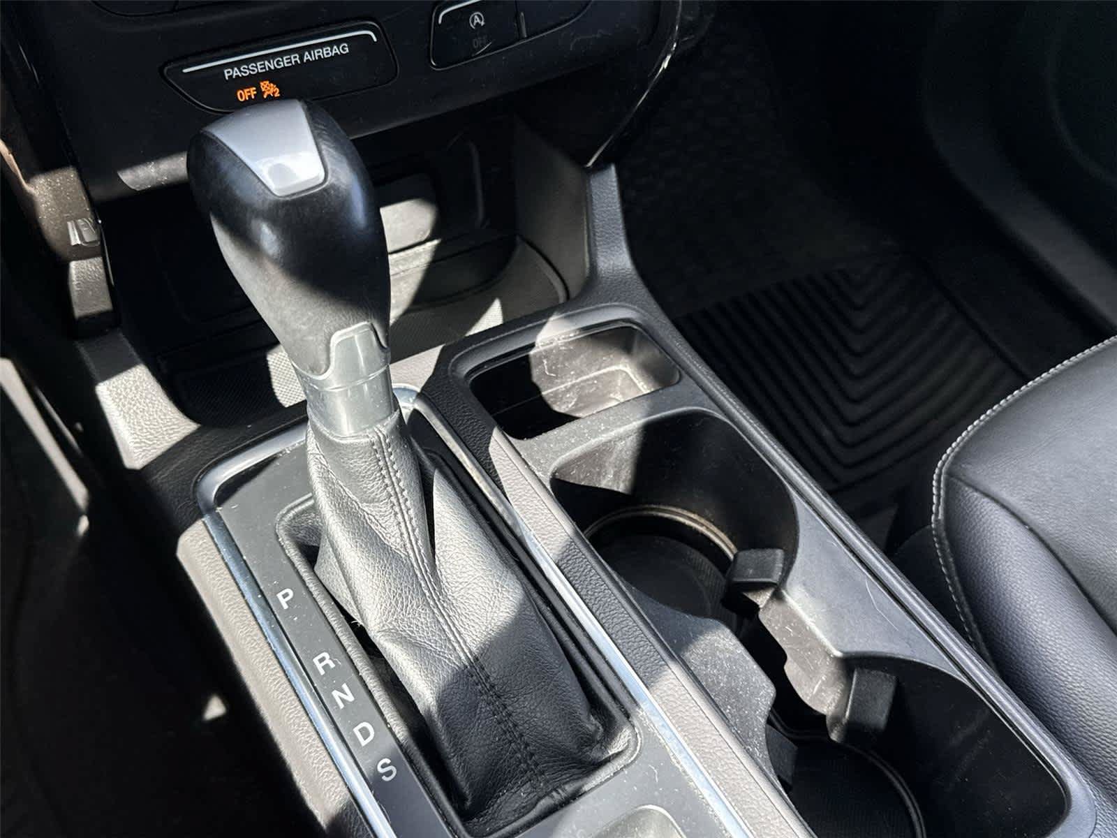 Used 2017 Ford Escape Titanium FWD image 25