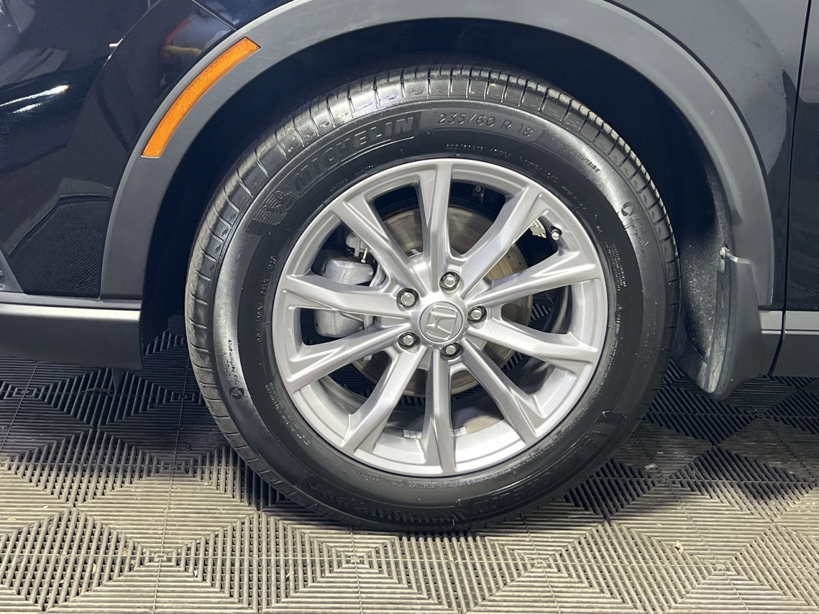 Used 2024 Honda CR-V EX-L image 12