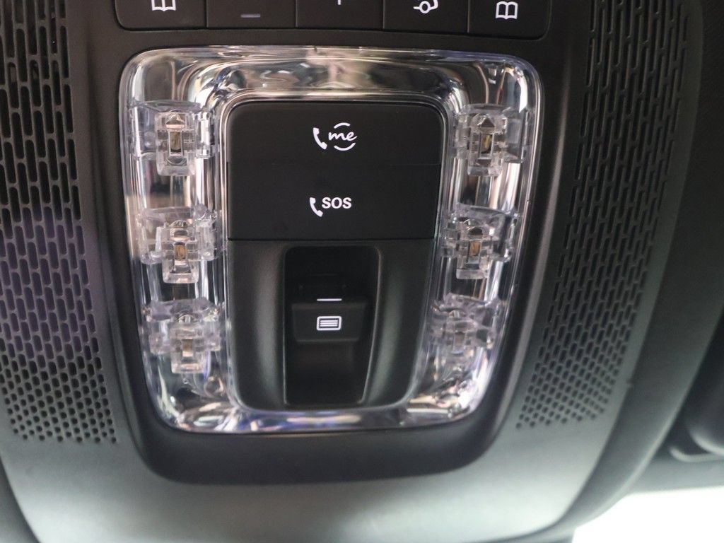 Used 2024 Mercedes-Benz GLS 450 4MATIC w/ AMG Line Exterior image 58