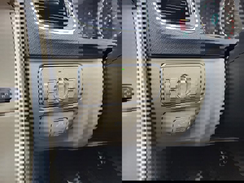 Used 2015 Volvo S60 T5 Premier image 17