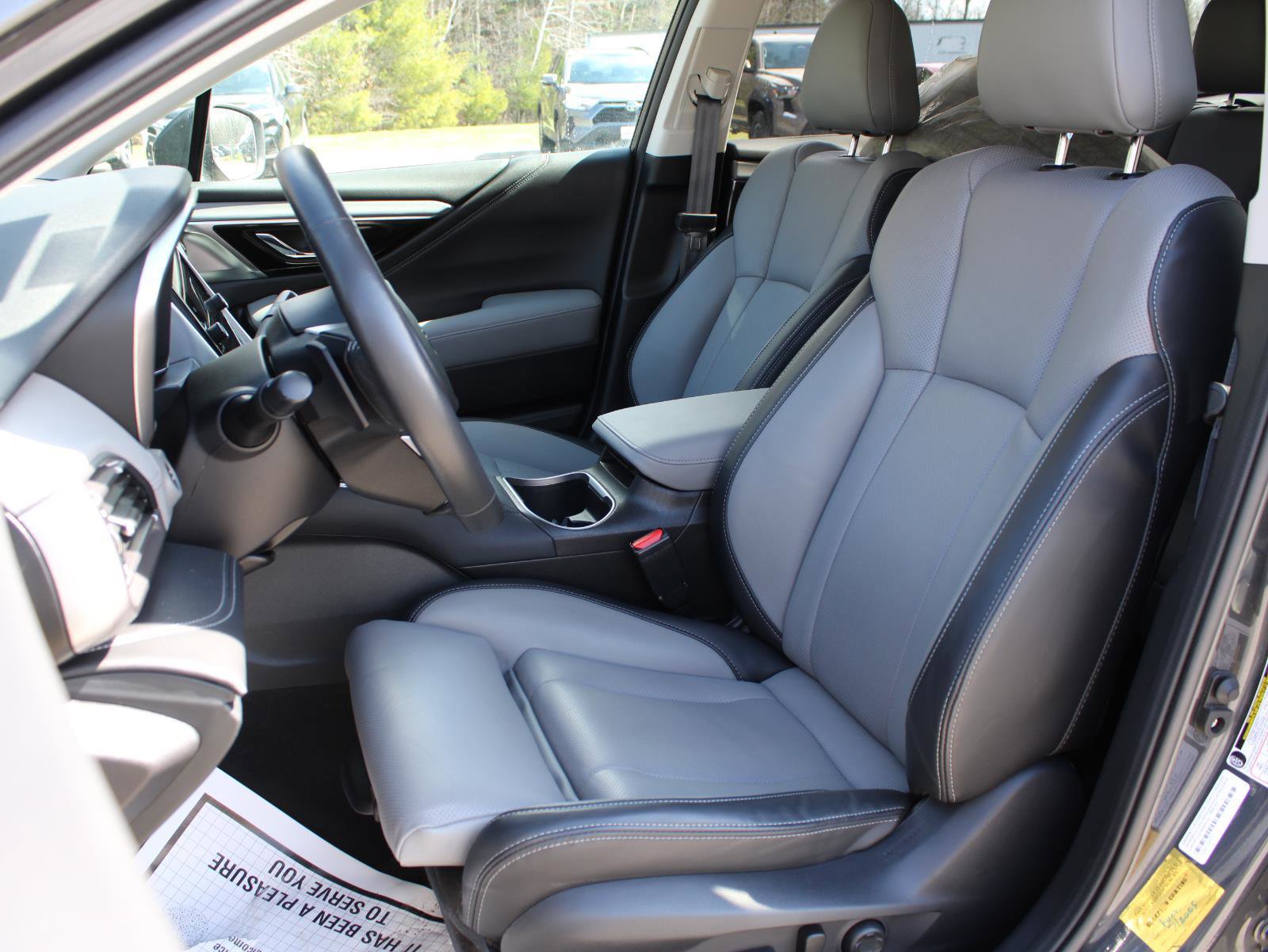 Used 2023 Subaru Outback Limited image 16