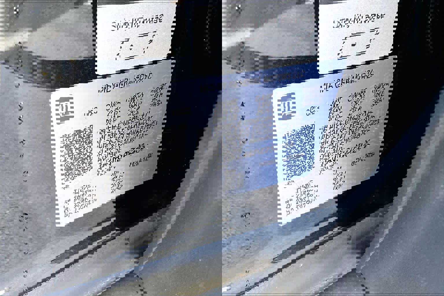 Certified 2023 GMC Acadia SLE w/ Driver Convenience Package image 31