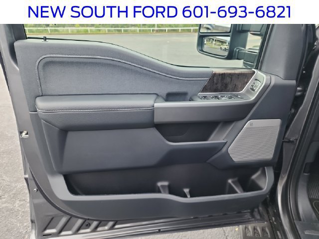 New 2027 Ford F250 Lariat w/ Tremor Off-Road Package AWD/4WD image 9
