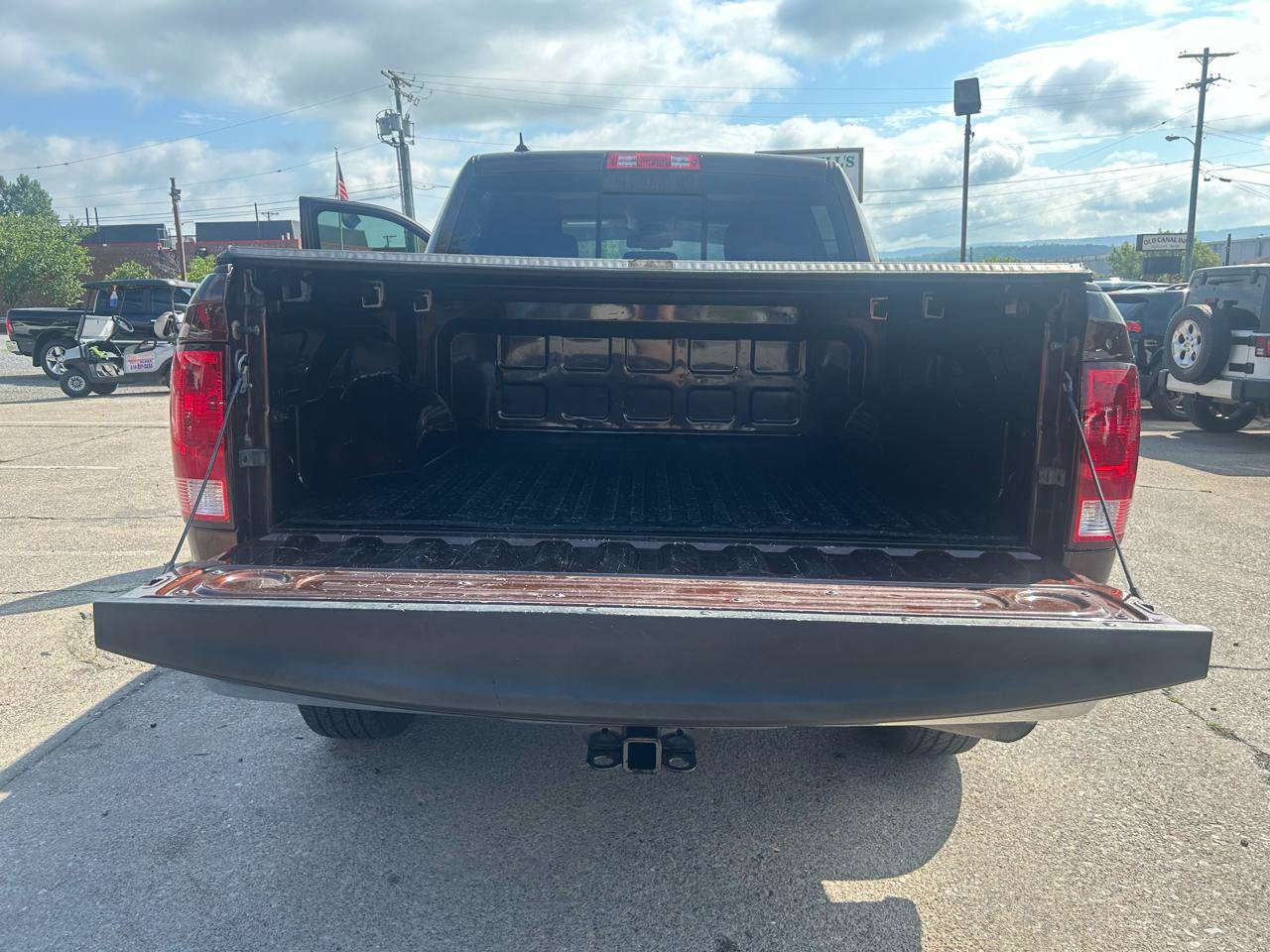 Used 2015 RAM 1500 Outdoorsman AWD/4WD image 39