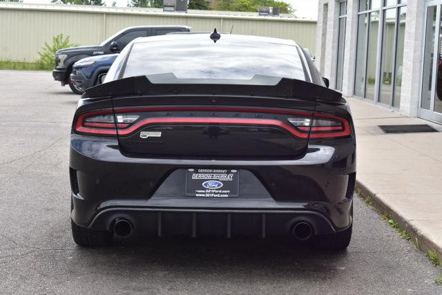 Used 2022 Dodge Charger R/T w/ Plus Group RWD image 10