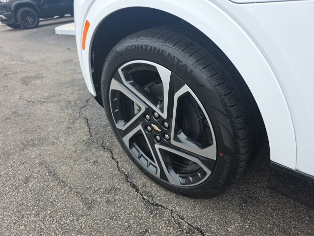 New 2026 Chevrolet Equinox EV LT image 10