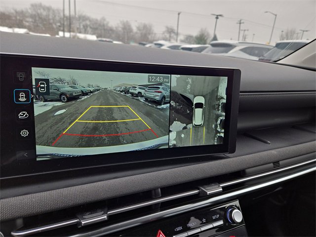 Certified 2025 Hyundai Tucson Limited image 14