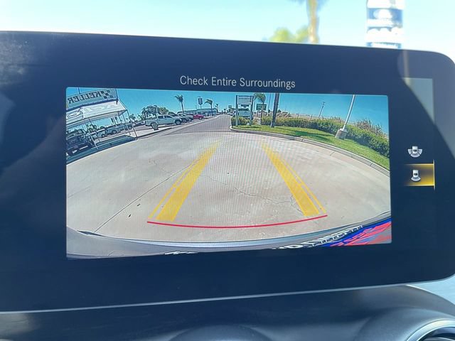 Used 2020 Mercedes-Benz GLC 300 4MATIC w/ Premium Package image 14
