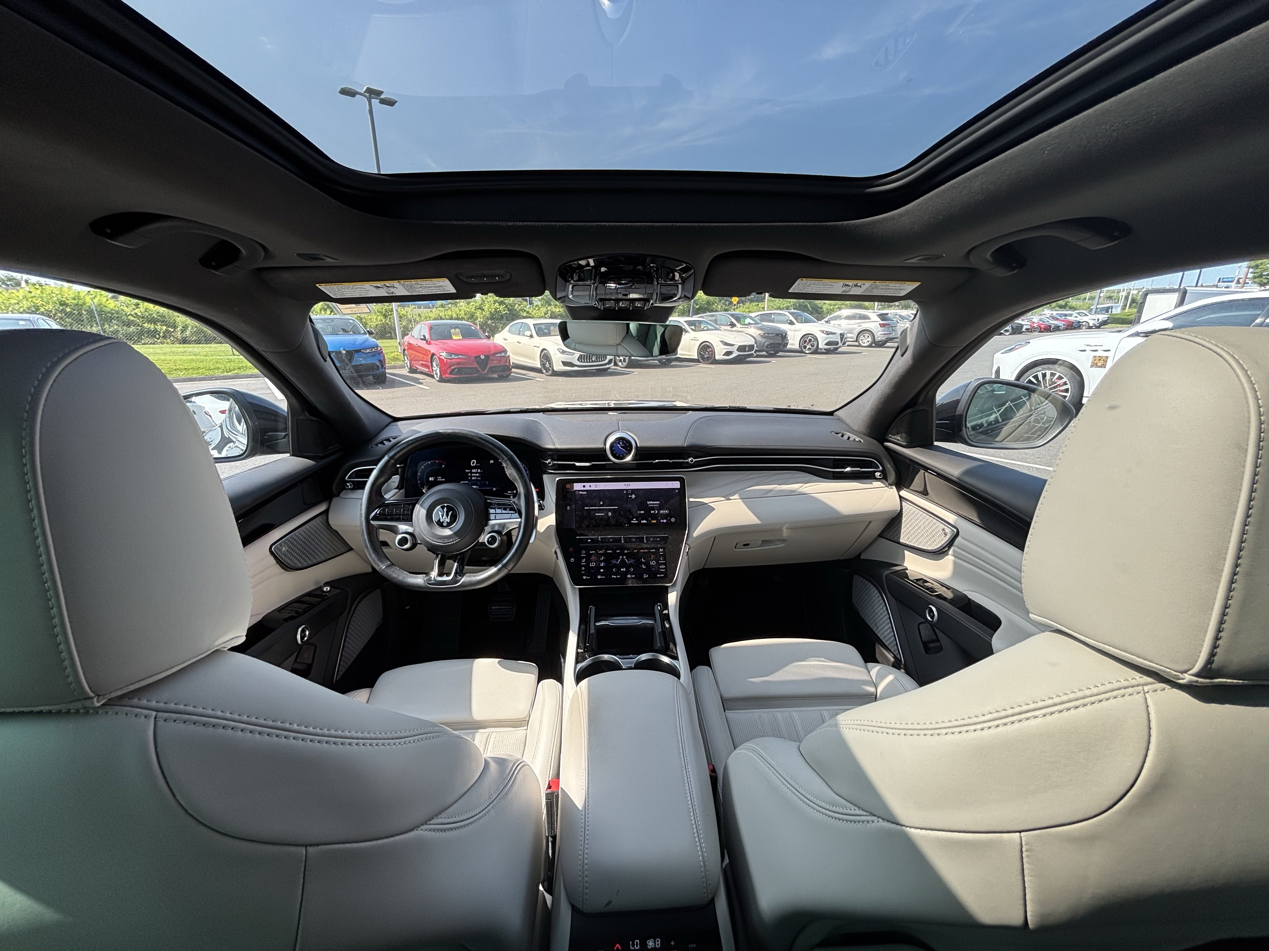 Used 2023 Maserati Grecale Folgore AWD/4WD image 2