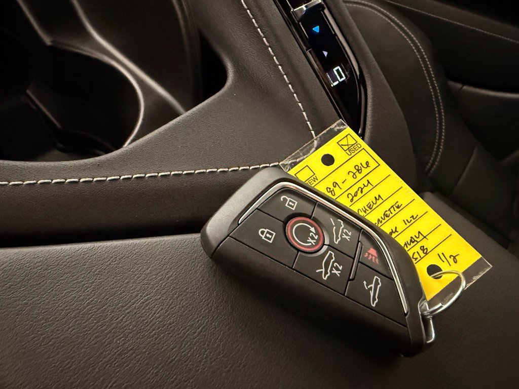 Used 2024 Chevrolet Corvette Z06 RWD image 30