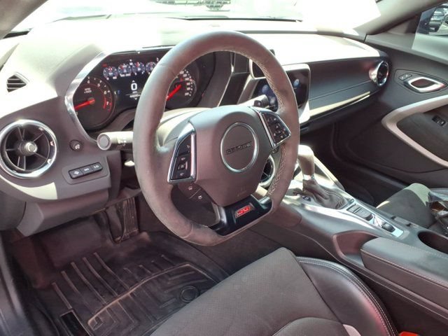 Used 2023 Chevrolet Camaro SS RWD image 8