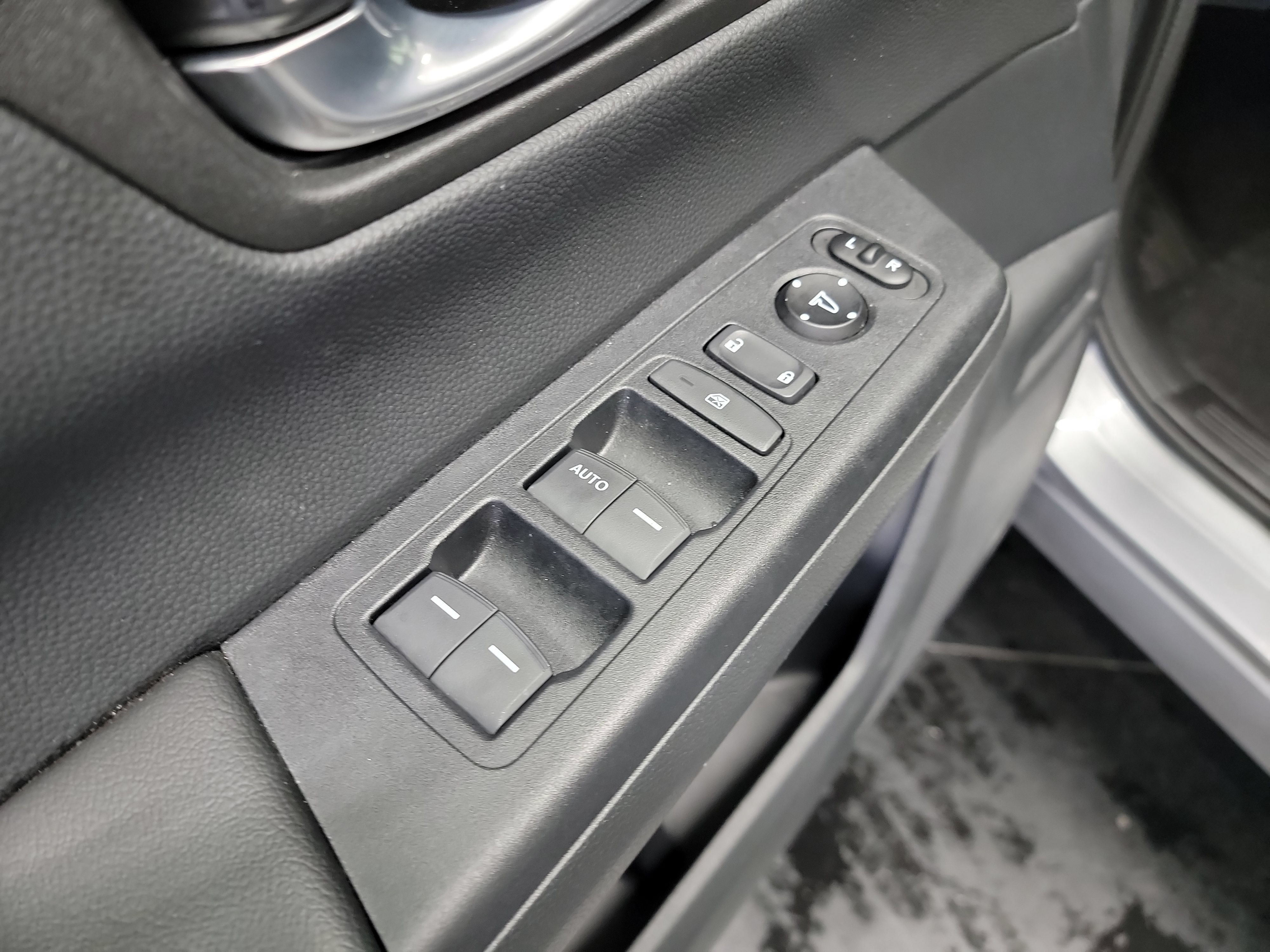 Used 2026 Honda CR-V LX image 14