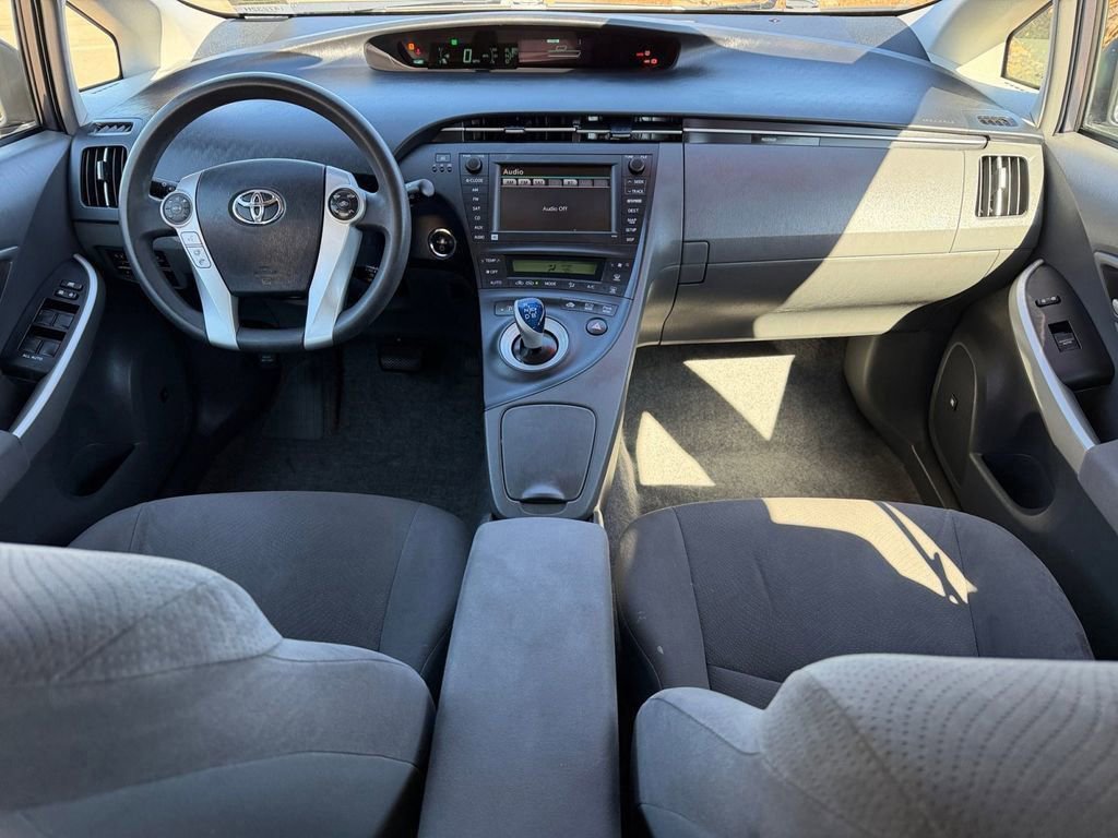 Used 2010 Toyota Prius Five image 12