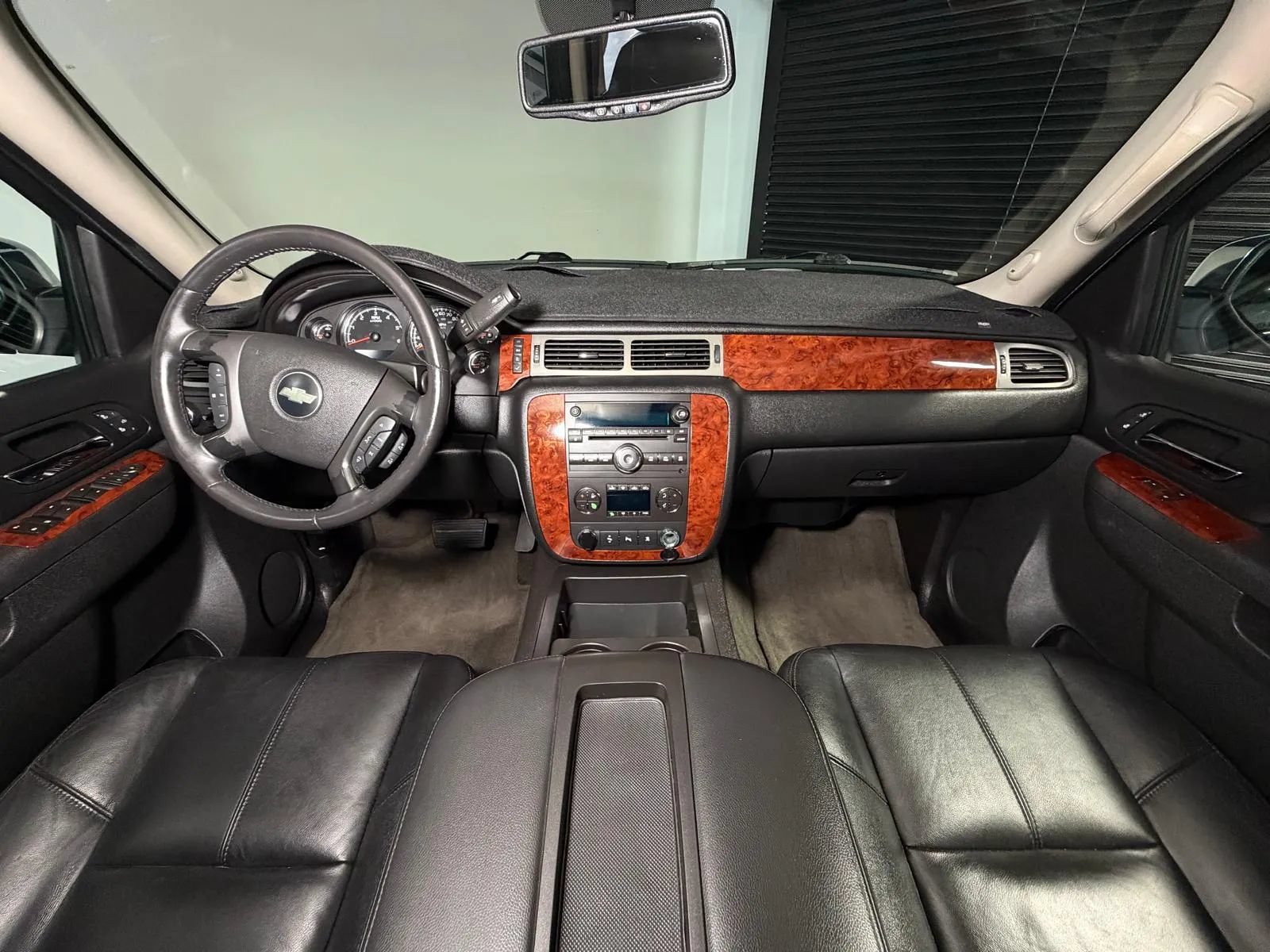 Used 2010 Chevrolet Avalanche LT w/ Luxury Package RWD image 21