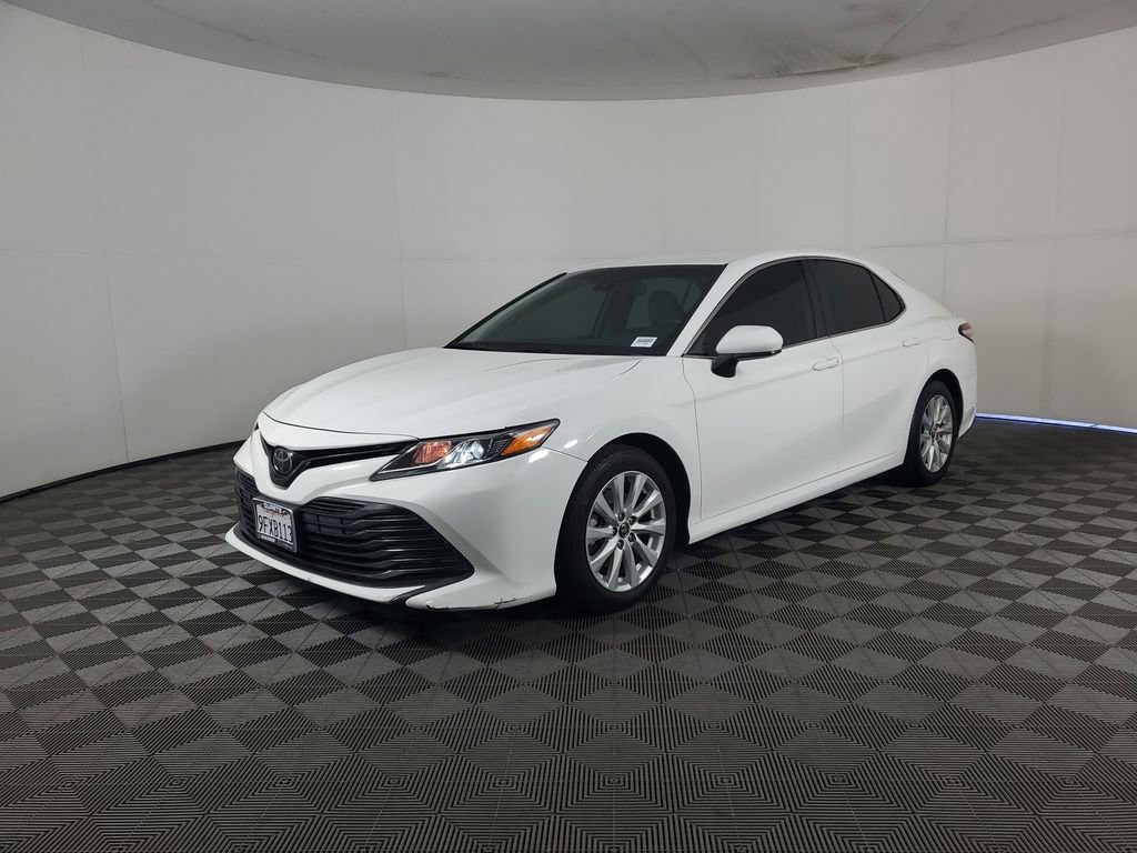 Used 2020 Toyota Camry LE FWD image 8