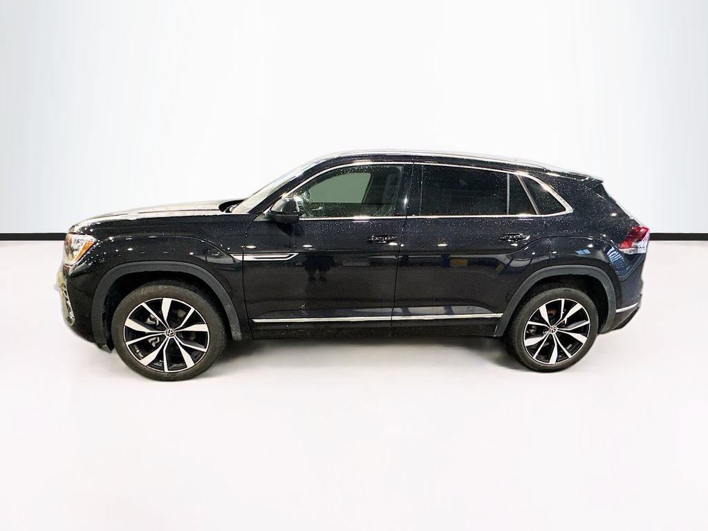 Used 2024 Volkswagen Atlas Cross Sport SEL Premium R-Line AWD/4WD image 4