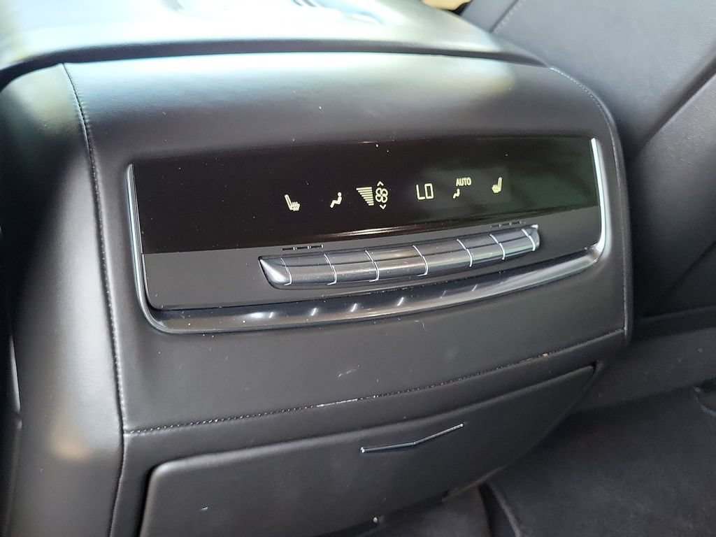 Certified 2023 Cadillac Escalade ESV Sport Platinum w/ LPO, ONYX Package AWD/4WD image 21