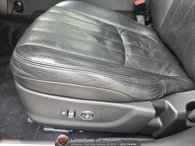Used 2011 Hyundai Equus Signature RWD image 14