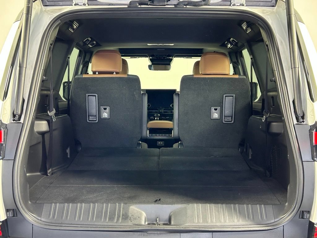 Used 2024 Lexus GX 550 w/ Accessory Package (Z1) AWD/4WD image 15