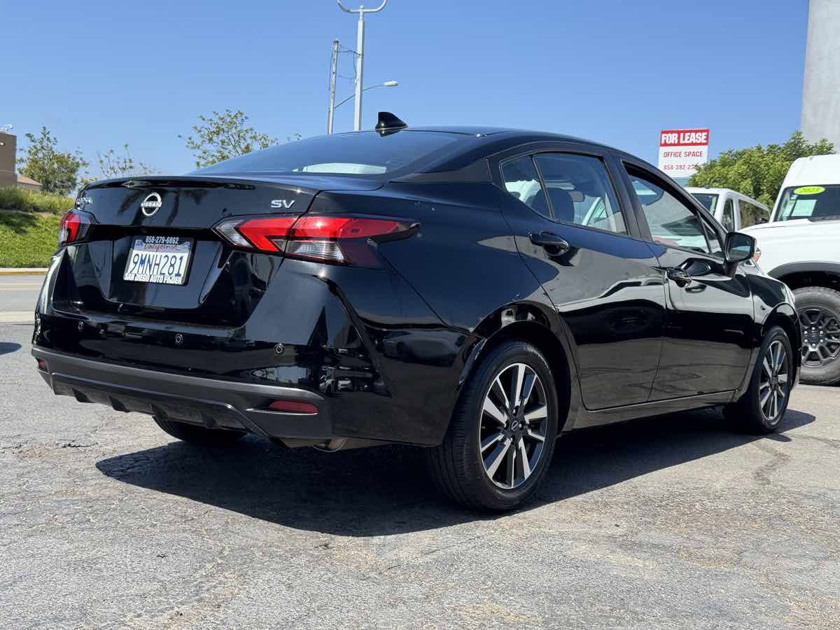 Used 2024 Nissan Versa SV FWD image 12