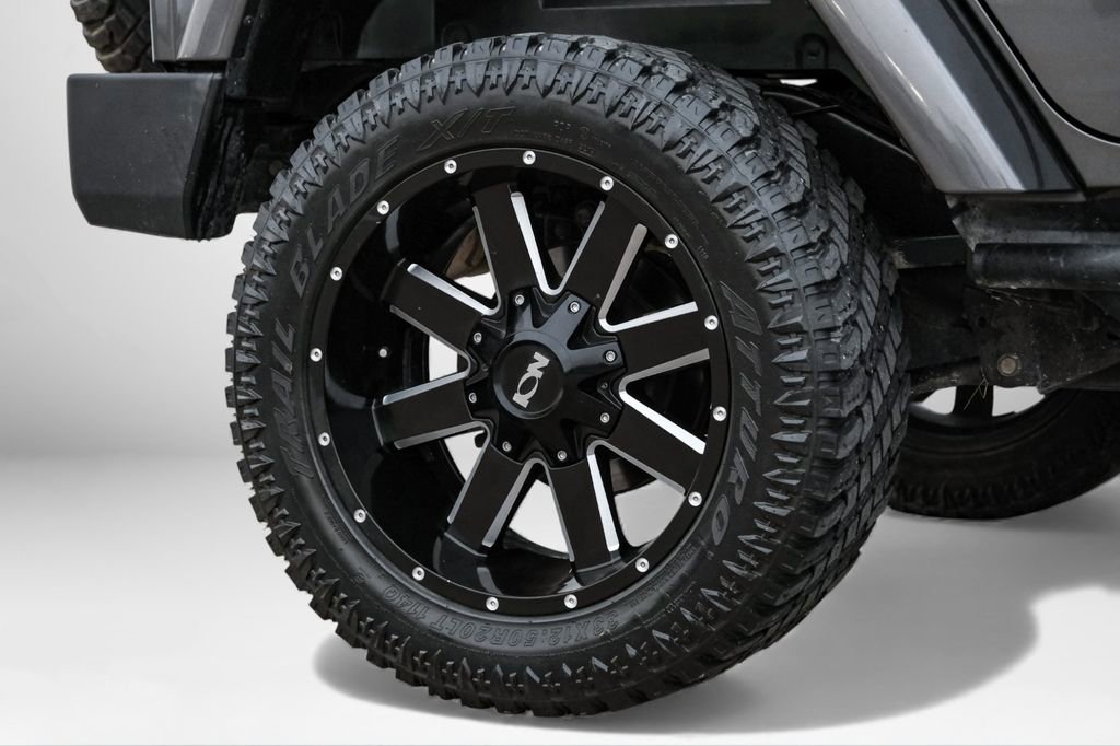 Used 2014 Jeep Wrangler Unlimited Sahara w/ Trailer Tow Group image 19