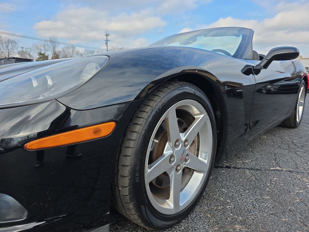Used 2005 Chevrolet Corvette Convertible w/ Preferred Equipment Group image 35