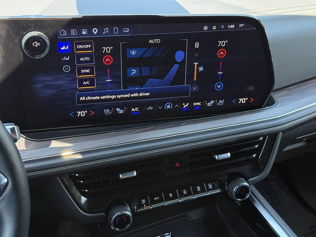 Used 2025 Chevrolet Tahoe Premier AWD/4WD image 29