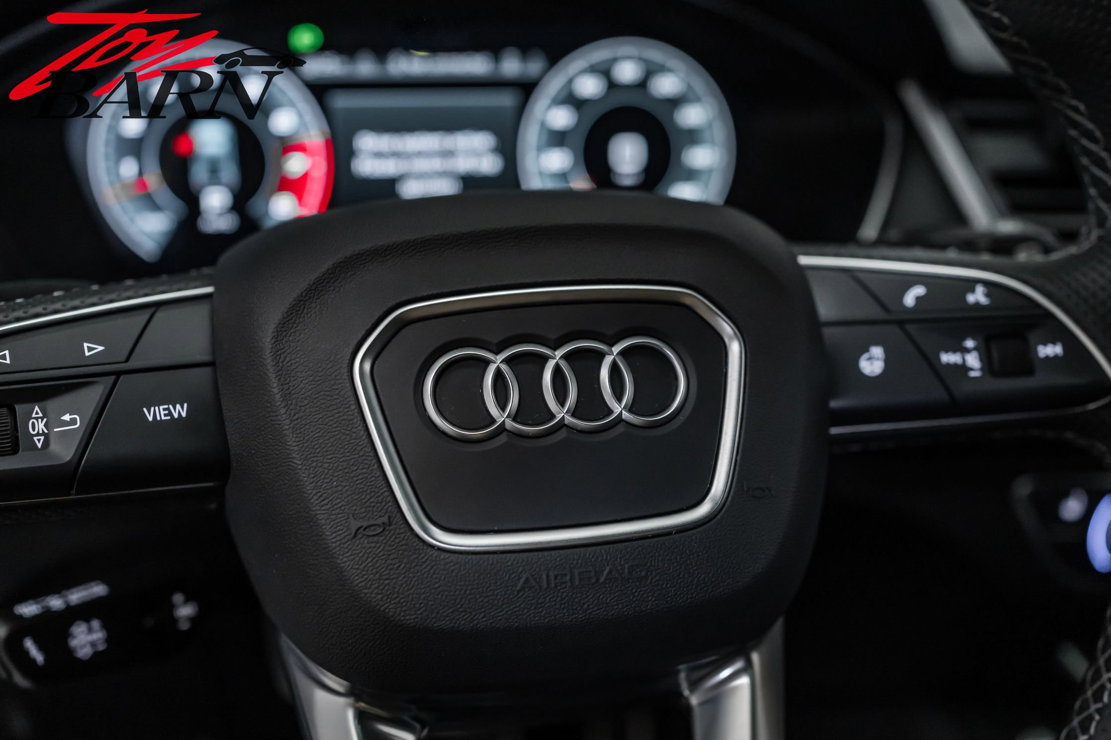 Used 2023 Audi SQ5 Prestige AWD/4WD image 31